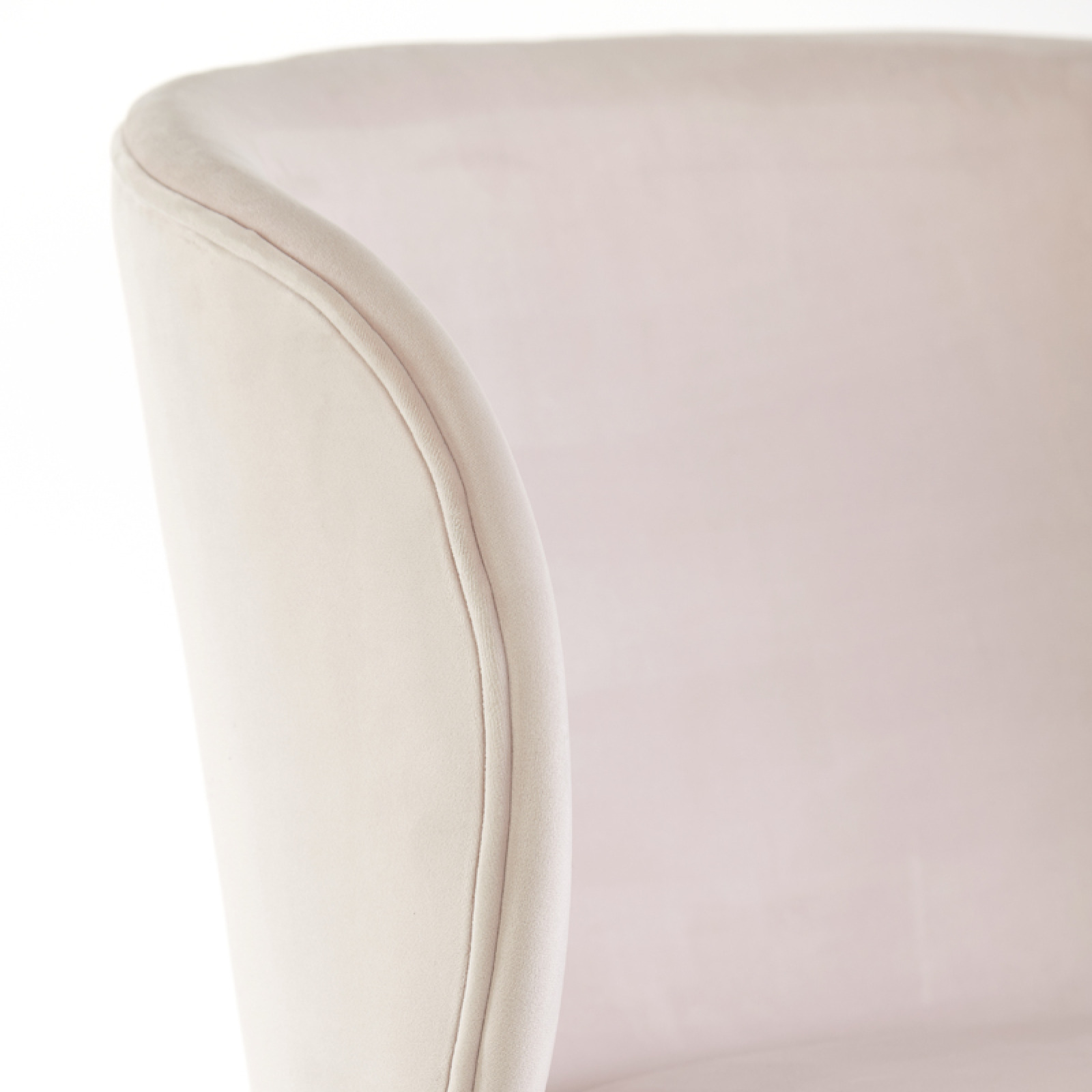 Elyna light pink chair